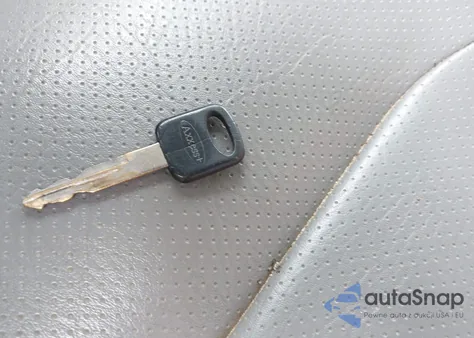 2003 Ford E-250 Commercial z USA, uszkodzony, nr VIN 1FTNE24283HB69400